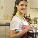 Ζητείται μαγείρισσα πλήρους απασχόλησης από ταβέρνα