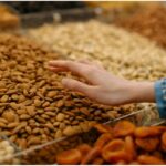 Ζητείται άτομο από κατάστημα πώλησης ξηρών καρπών
