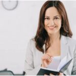 Συστεγαζόμενα ιατρεία αναζητούν γραμματέα για απογευματινή εργασία