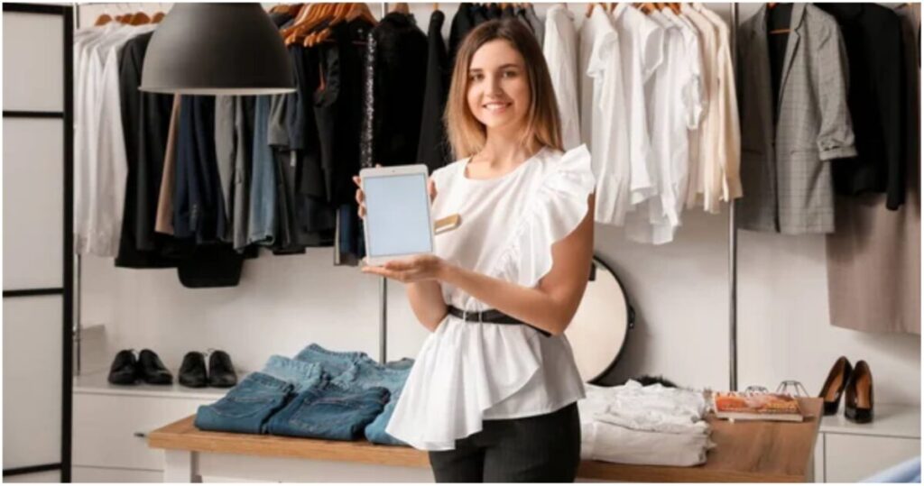 Ζητείται πωλήτρια για εργασία σε boutique ρούχων