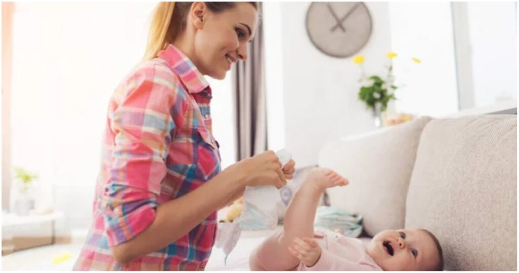 Babysitter ζητείται για βοήθεια στη φροντίδα βρέφους & δυο παιδιών
