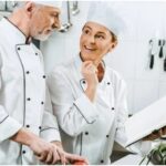 Ζητούνται μάγειρες και μαγείρισσες για τη σεζόν του καλοκαιριού