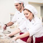 Μπουφετζήδες ζητούνται από κατάστημα εστίασης για απογευματινή & βραδινή βάρδια