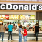 Προσωπικό ζητείται από τα McDonald’s σε διάφορες πόλεις