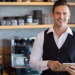 Σερβιτόρος ζητείται από bar restaurant για μερική απασχόληση