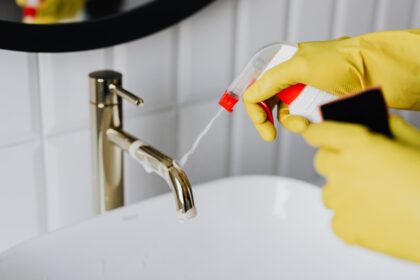 Κυρία ζητείται για τετράωρη απογευματινή απασχόληση σε οικία