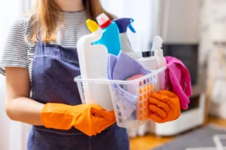 Ζητείται καθαρίστρια από εργοστάσιο τροφίμων
