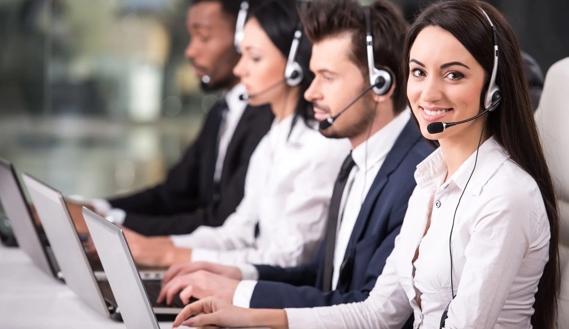Ζητούνται άτομα για call center στον τομέα ενέργειας & τηλεπικοινωνιών