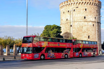 Η εταιρεία λεωφορείων "Sightseeing Thessaloniki" ζητά υπαλλήλους/πωλητές