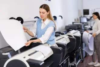 Εταιρεία στον χώρο της εκτύπωσης αναζητά ανειδίκευτους εργάτες παραγωγής