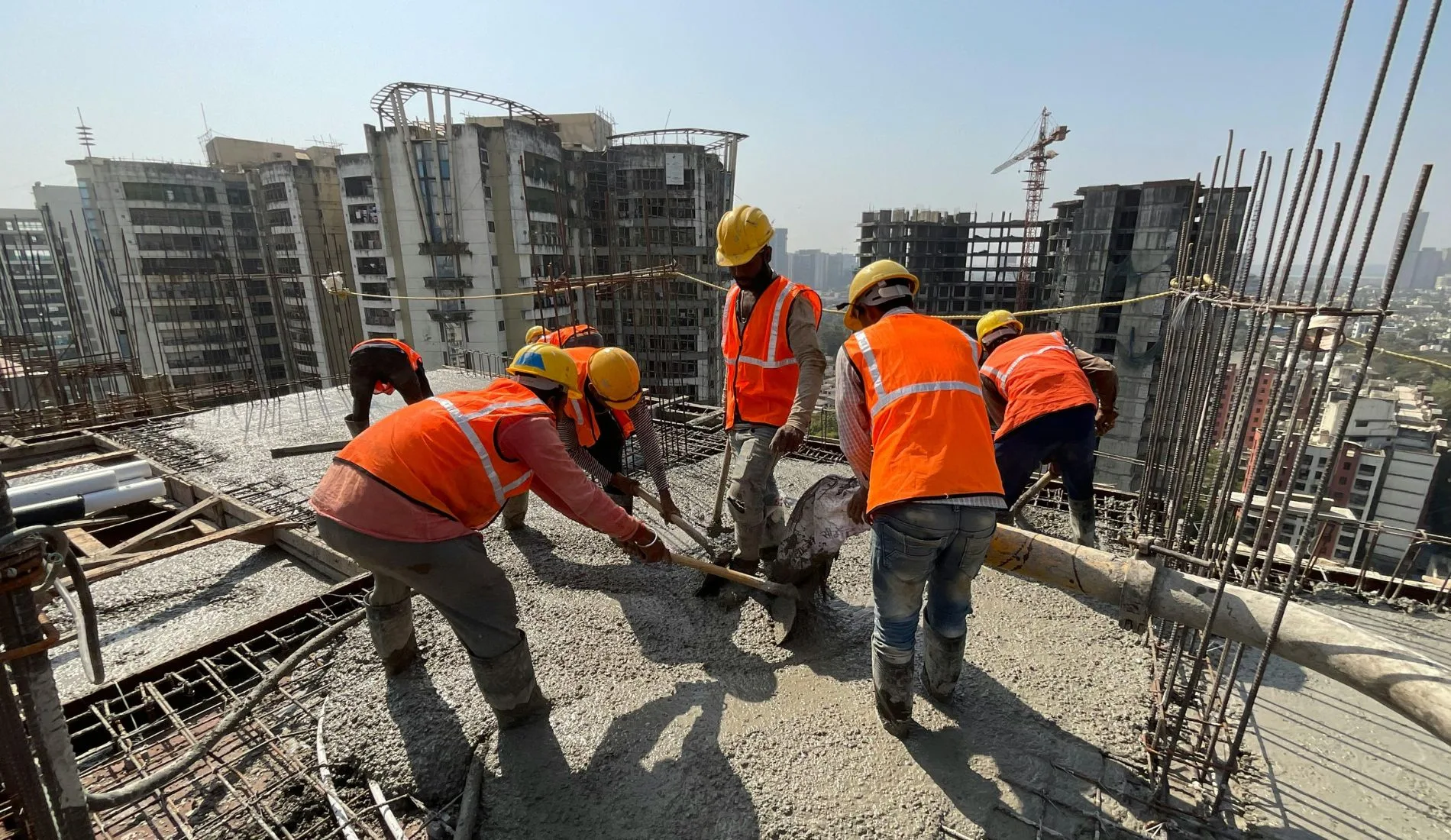Κατασκευαστική εταιρεία αναζητά προσωπικό όλων των ειδικοτήτων για εργοταξιακές εργασiες