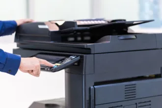 Εργάτης ή εργάτρια ζητείται από εταιρεία εκτυπώσεων