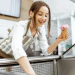 Ζητείται πωλήτρια ή πωλητής από gelateria για πλήρη απασχόληση