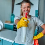 Ζητείται καθαρίστρια για μερική απασχόληση