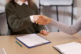 10 ερωτήσεις που πρέπει να κάνεις εσύ στον εργοδότη στη συνέντευξη – Όχι, δεν είναι αγενές!