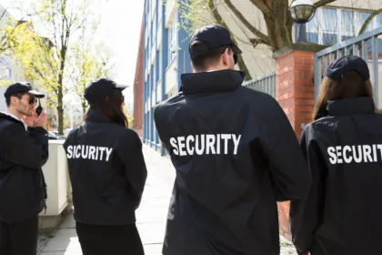 Φύλακες security ζητούνται από όμιλο υπηρεσιών ασφαλείας