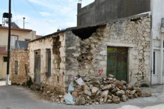 Σεισμόπληκτοι: Τι αλλάζει στη στεγαστική συνδρομή, ποιες περιοχές αφορά