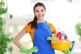 Καθαρίστρια ζητείται για τετράωρη απασχόληση από αρτοζαχαροπλαστείο