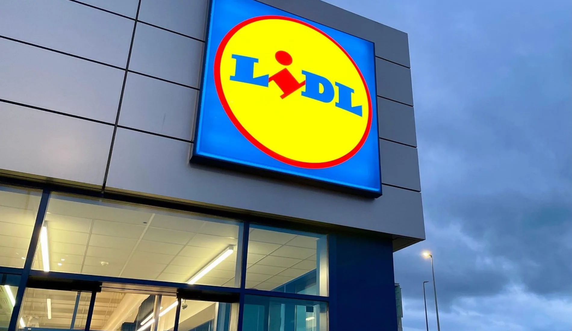 Νέες θέσεις από την Lidl Ελλάς για τα καταστήματά της (Μερική & πλήρης απασχόληση)