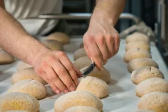 Ζητείται αρτοποιός από franchise κατάστημα Βενέτη