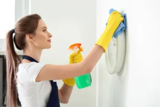 Καθαρίστρια ζητείται για Airbnb διαμέρισμα (Μερική απασχόληση)