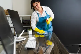 Ζητείται κυρία για καθαρισμό γραφείων ναυτιλιακής εταιρείας