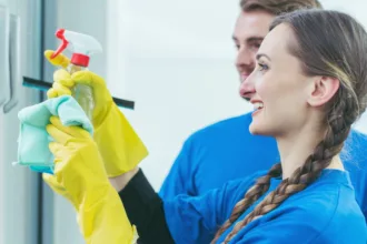 Ζητούνται καθαριστές με εμπειρία για σούπερ μάρκετ
