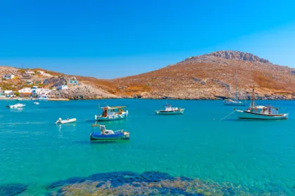 Σχεδόν 100 θέσεις εργασίας σε νησιά, ποιους αφορά