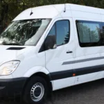 Οδηγός ζητείται για τουριστικό λεωφορείο (Sprinter)