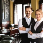 Μεγάλη εταιρεία αναζητά σερβιτόρο ή σερβιτόρα για πισίνα
