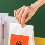 Ζητείται βοηθός συσκευασίας τροφίμων για πλήρη απασχόληση
