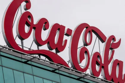Προσωπικό ζητά η εταιρεία Coca‑Cola Τρία Έψιλον - Δείτε τις ειδικότητες