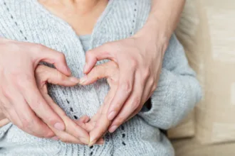 Ζητείται γηροκόμος για φροντίδα ηλικιωμένης γυναίκας