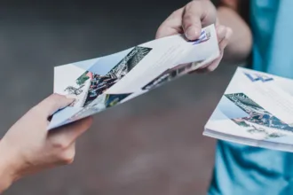 Ζητούνται άτομα για διανομή φυλλαδίων (Μερική απασχόληση)