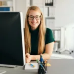 Γραμματέας ζητείται από κέντρο ξένων γλωσσών