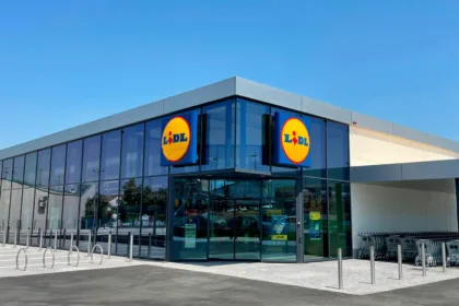 Θέσεις στα σούπερ μάρκετ Lidl: Δείτε τις ειδικότητες που ζητούνται