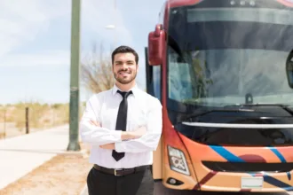 Ζητούνται οδηγοί τουριστικών λεωφορείων με δίπλωμα Δ’ κατηγορίας & ΠΕΙ