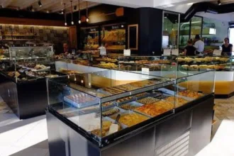 Πωλήτριες με γνώση καφέ ζητούνται από τα καταστήματα Ragoussis Bakery