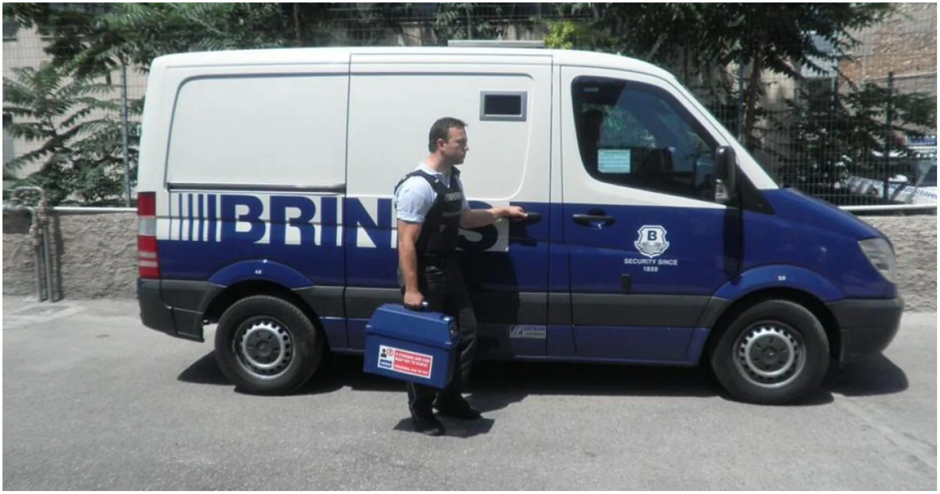 Προσωπικό χρηματαποστολών ζητείται από την εταιρεία Brink’s