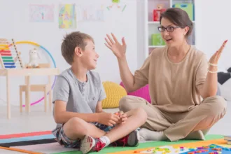 Babysitter ή παιδαγωγός ζητείται για φύλαξη παιδιού & μεταφορά σε δραστηριότητες