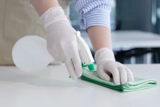 Κυρία ζητείται για καθαρισμό γραφείου δυο ώρες την εβδομάδα