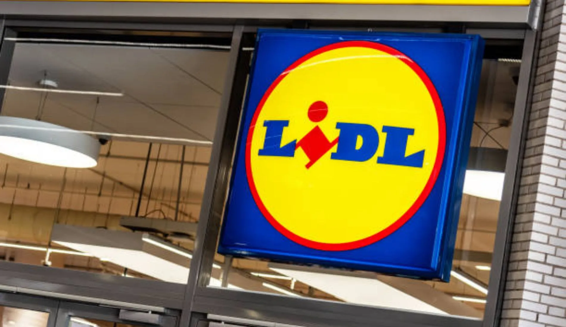 Καθαρίστρια ζητείται από κατάστημα Lidl για τρίωρη απασχόληση