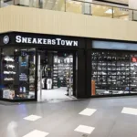 Το SneakersTown αναζητά προσωπικό για κατάστημά του